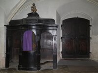 Stadtpfarrkirche St. Nikolaus 041.jpg
