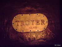 troyerschild.JPG