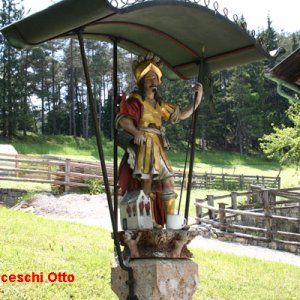 Brunnenfigur bei Schloss Klamm, Obsteig