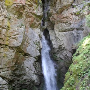 Wasserfall in der Klamm (Schloss Klamm, Mötz)