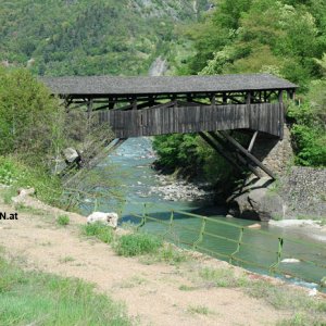 Holzbrücke "Törggele-Brücke" Bahnhof Kastelruth, Eisacktal