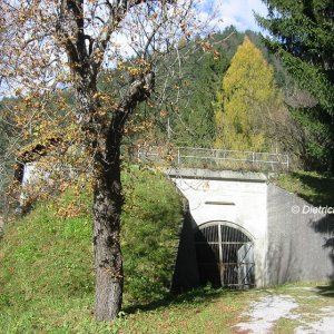 Eingang zum alten Hochspeicher Arzl/Mühlau
