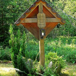 Gedenkkreuz im Bodinggraben