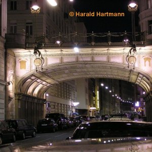Hohe Brücke