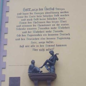 Medium 'Gebet eines Pfarrers in Bernkastel Kues (Mosel)' in der Kategorie 'Umgang mit dem Tod'
