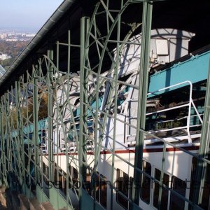 Wagen in der Bergstation