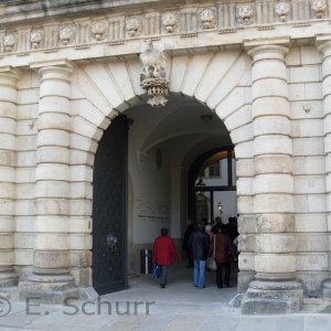 Zugang zum Kleinen Schloßhof