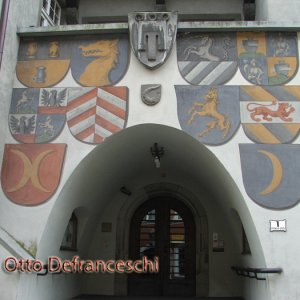 Steinbogenportal des Rathauses von Feldkirch