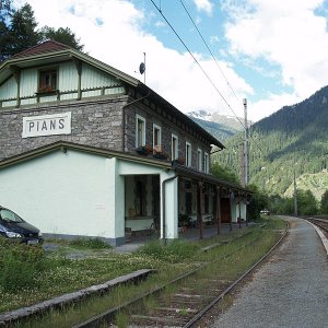 Bahnhof Pians