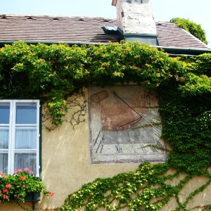 Sonnenuhr in Grinzing