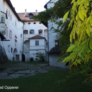 Rodenegg am Eingang zum Pustertal, Südtirol