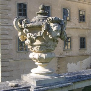 Krug auf Schloss Greillenstein