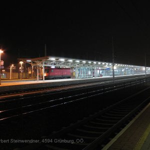 Mitternacht am Bahnhof St. Valentin