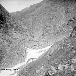 Am Weg zum Becher, Stubaier Alpen