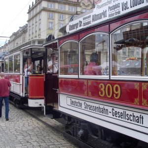 Triebwagen 309 und Beiwagen 87