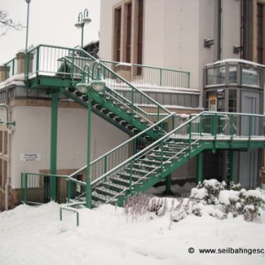 winterliche Schwebebahnimpressionen