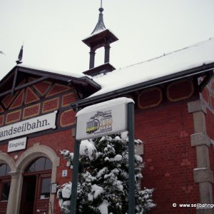 historisches Gebäude der Bergstation