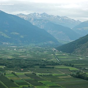 Blick von Parnetz in den oberen Vinschgau