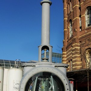 Gasschieber vor Gasometer A in Wien-Simmering