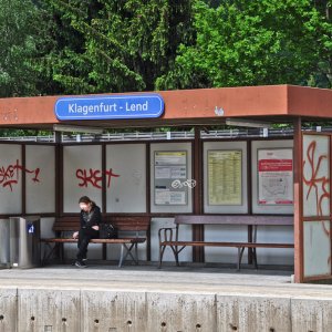 Wartehäuschen Bahnhof  Klagenfurt Lend