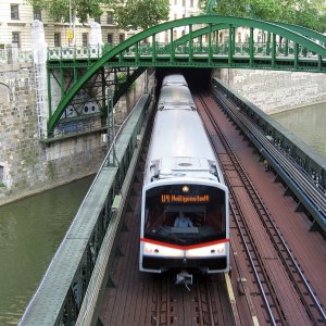 kreuzende Brücken - Zollamtsbrücke und Zollamtssteg