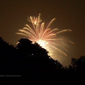 Feuerwerk bei Regen