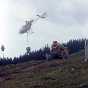 Bau von Liftstützen, Jochberg, Kitzbühel