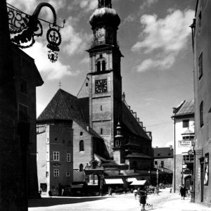 Hall in Tirol 1942