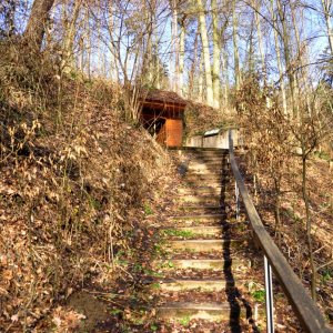 Aufgang zur Graslhöhle bei Maria Dreieichen