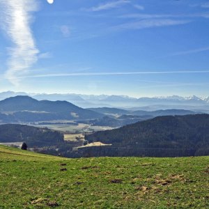 Blick von Gradenegg gegen Südost