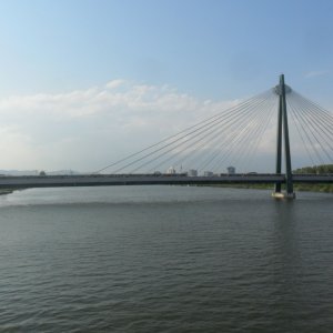 Donaubrücke Wien für die U-Bahnlinie 2