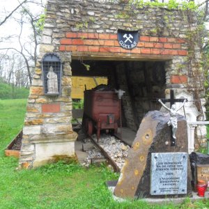 Aufgelassenes Bergwerk Ritzing (Österreich) ; Agfalva (Magyar)