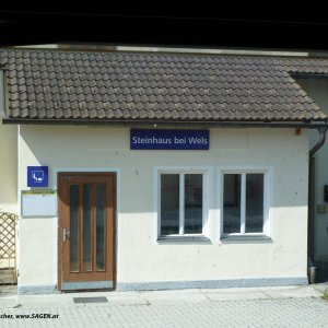 Steinhaus bei Wels, Bahnhof