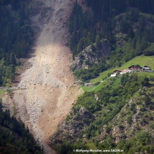 Medium 'Felssturz Partschins' in der Kategorie 'Natur'