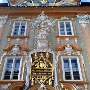 Die wunderschöne Fassade des Rathauses von St. Veit/Glan (K).