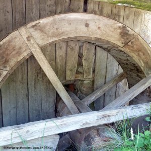 Wassermühle Latschinig Wasserrad