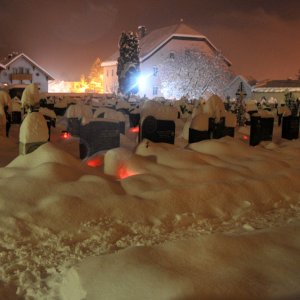 Silvesterbrauchtum Friedhof