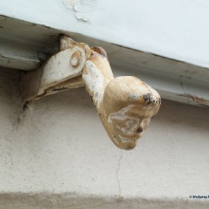 Fensterladen Befestigung