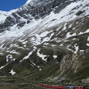 Bahn in 2200 m Seehöhe