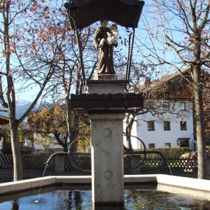Brunnen Birgitz