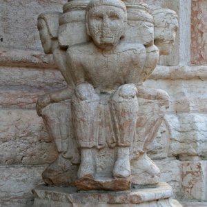 Menschliche Säulenbasis