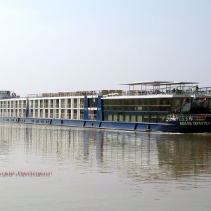 Hotel auf der Donau