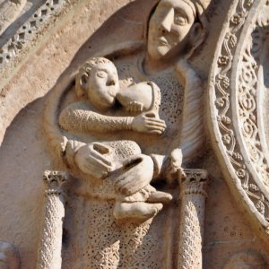 Detail des Hauptportals von San Rufino - Assisi (Umbrien)