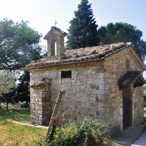 Kapelle am Weg nach San Damiano in Assisi