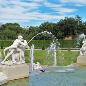 Belvedere-Brunnen im Schlosspark Belvedere in Wien