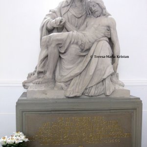 Skulptur Kriegsgedenken Jesuitenkirche Heidelberg