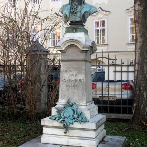 Denkmal des Reichsgrafen Franz Josef Enzenberg in Klagenfurt