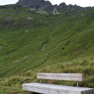 "Sprechende Bänke" am Tannberg (Auswahl)