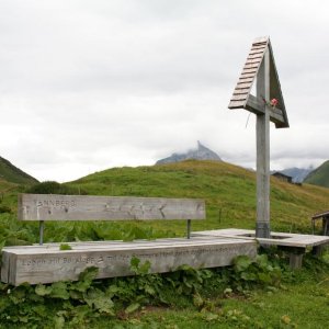 "Sprechende Bänke" am Tannberg (Auswahl)