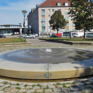 Stempel – Brunnen bei der U4-Station Längenfeldgasse